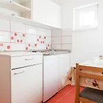 Karlo Apartment