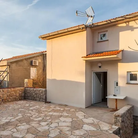 Apartman Karlo *