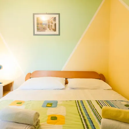 Apartman Karlo *