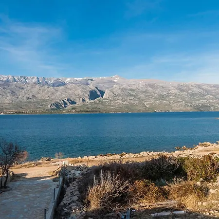 Apartman Karlo *